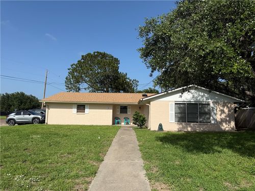 2124 Westwind Cir, Ingleside, TX, 78362-6225 | Card Image