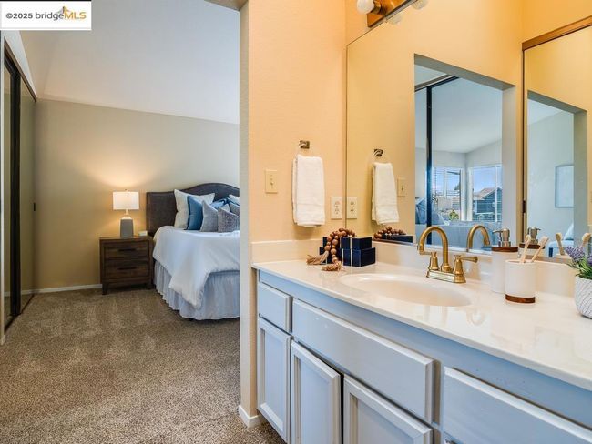 9 Pelican Ct, Townhouse with 4 bedrooms, 3 bathrooms and 2 parking in Pittsburg CA | Image 24