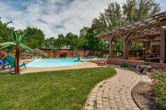 View of swimming pool | Image 34