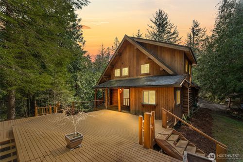 29230 322nd Ave Se, Ravensdale, WA, 98051-9682 | Card Image