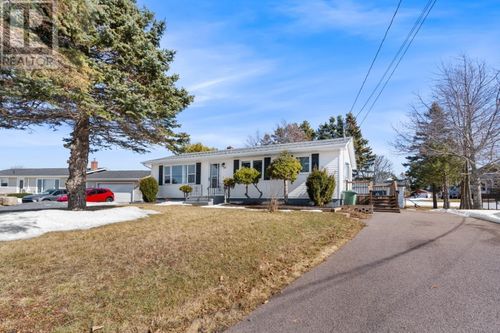 39 Macwilliams Dr, Summerside, PE, C1N4L4 | Card Image