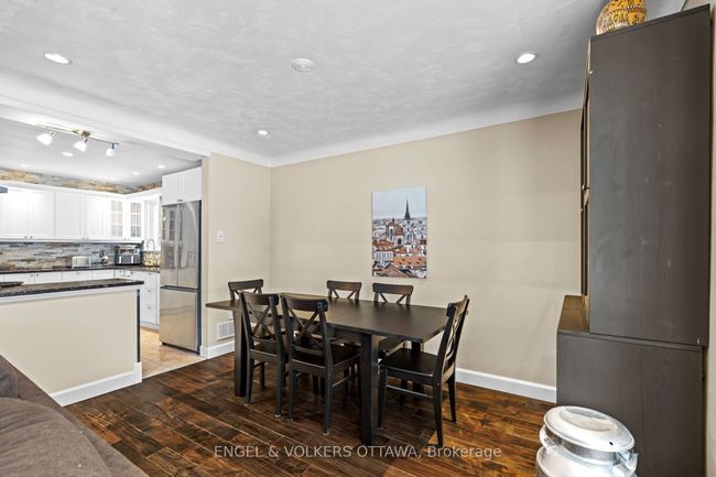 797 Hamlet Rd, House other with 2 bedrooms, 2 bathrooms and 2 parking in Ottawa ON | Image 10
