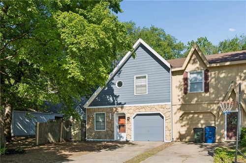 303 Northwood Ln, Lawrence, KS, 66044-4676 | Card Image