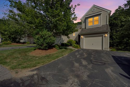 27-27 Robert Cir, North Grafton, MA, 01536-1172 | Card Image