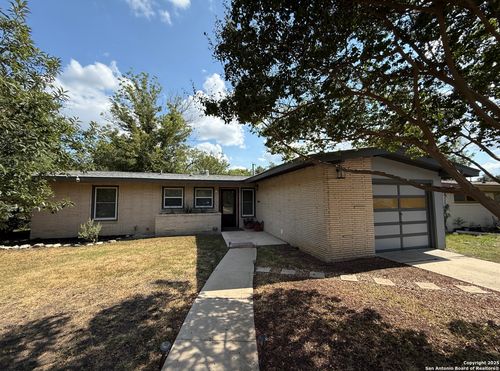 414 Sharon Dr, San Antonio, TX, 78216-7441 | Card Image