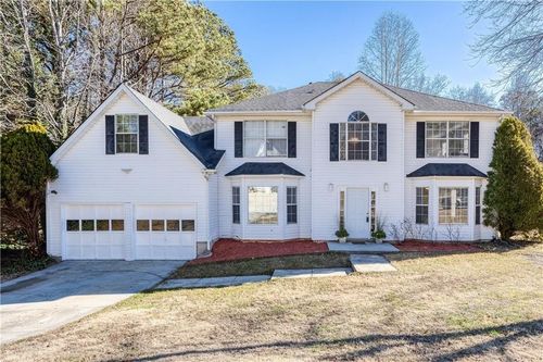 2727 Crestworth Ln, Buford, GA, 30519-6484 | Card Image