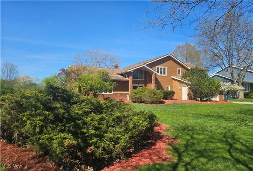 23821 Halburton Rd, Beachwood, OH, 44122-4170 | Card Image