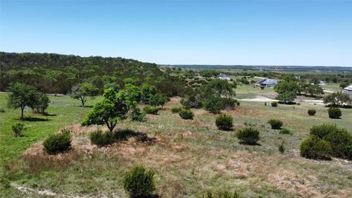 54 Axis Cir, Fredericksburg, TX, 78624-2403 | Card Image