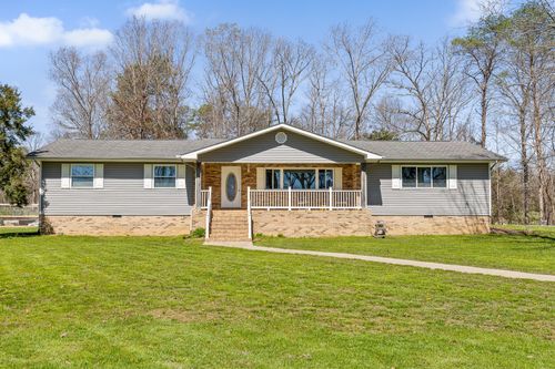 310 Daniels Rd, Trenton, GA, 30752-4601 | Card Image