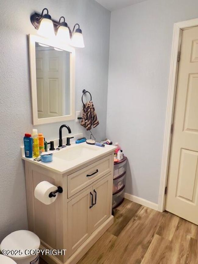 2nd Bathroom | Image 39