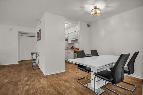 apt-2024-8109 Skillman St, Dallas, TX, 75231-2827 | Card Image