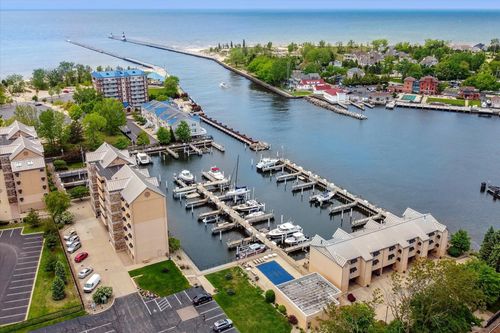 306 & Water Street, St Joseph, MI, 49085 | Card Image