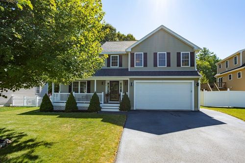 4 Jackie Way, Clinton, MA, 01510-3133 | Card Image