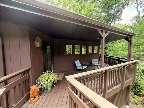 66 High Hill Rd, Tuxedo Park, NY, 10987-3509 | Card Image