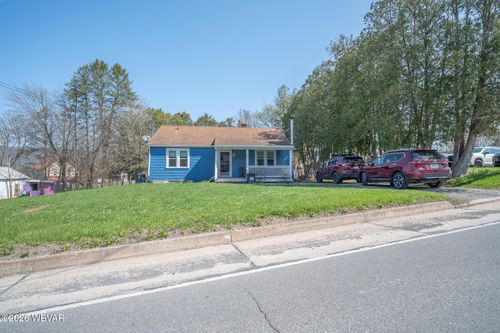 139 School House Rd, Montgomery, PA, 17752-8524 | Card Image