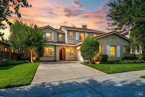 4409 Avondale Cir, Fairfield, CA, 94533-9740 | Card Image