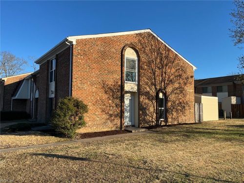 5015 Dunderdale Ct, Virginia Beach, VA, 23462-4205 | Card Image