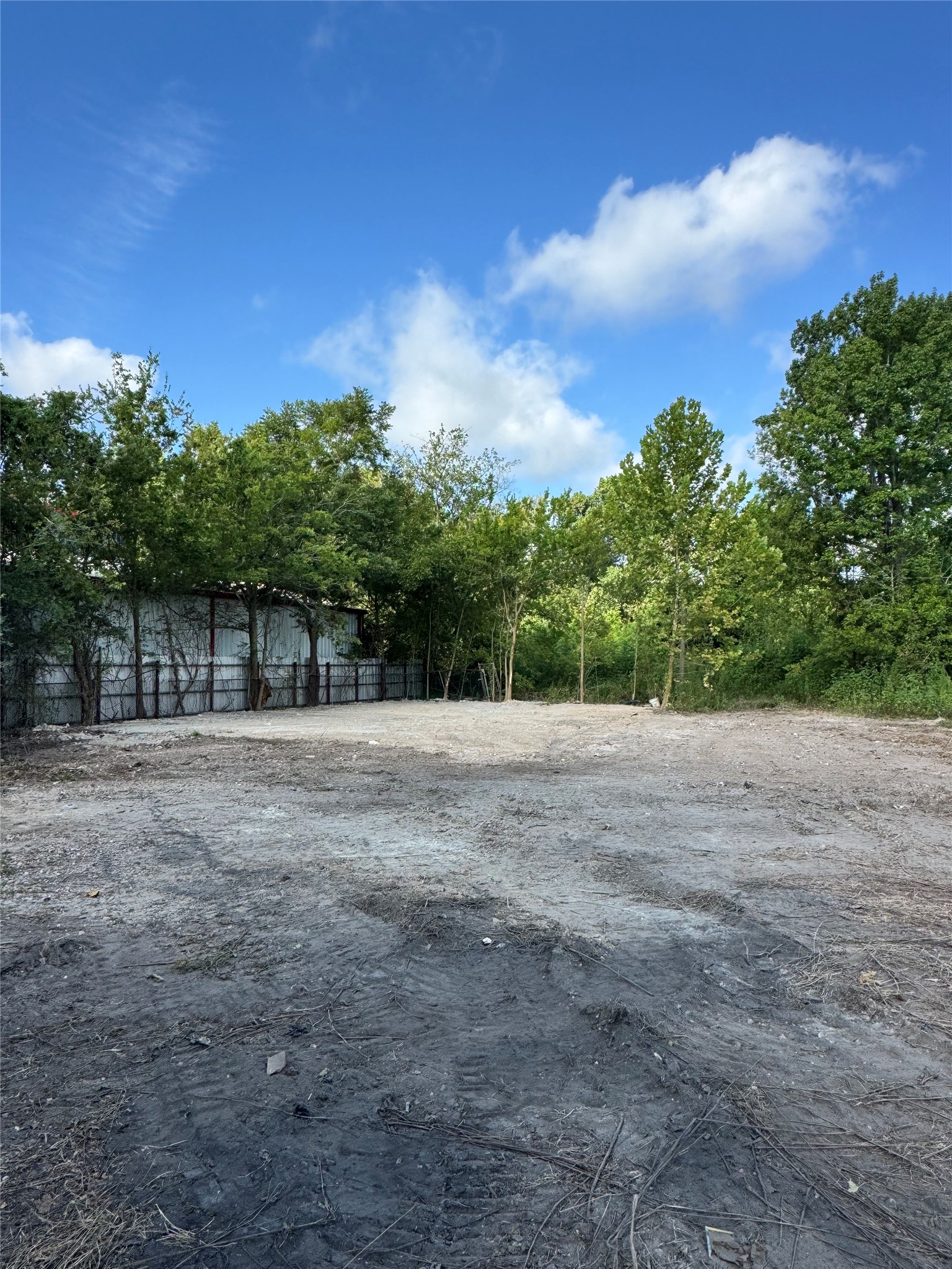 Land in Houston 3