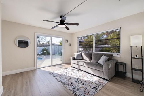 490 82nd Ave, ST PETE BEACH, FL, 33706-1504 | Card Image
