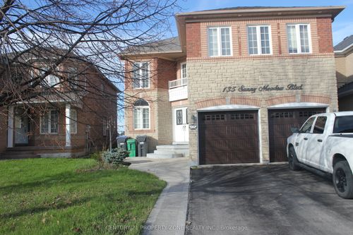 135 Sunny Meadow Blvd, Brampton, ON, L6R2H8 | Card Image