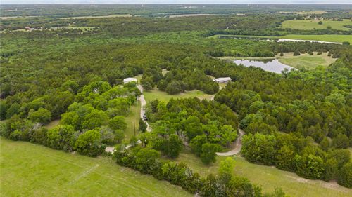 1229 County Road 3105, Bonham, TX, 75418-9148 | Card Image