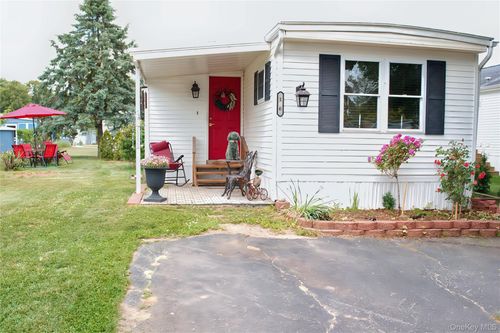 703-106 Fresh Pond Avenue, Riverhead, NY, 11792 | Card Image