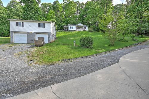 21209 Lime Hill Rd, Bristol, VA, 24202-1951 | Card Image