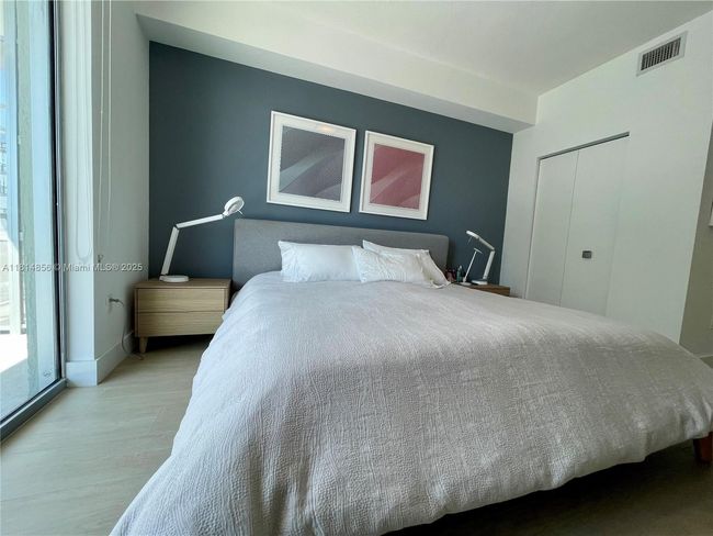 3716-N - 1111 Sw 1 St Ave, Condo with 2 bedrooms, 2 bathrooms and null parking in Miami FL | Image 19