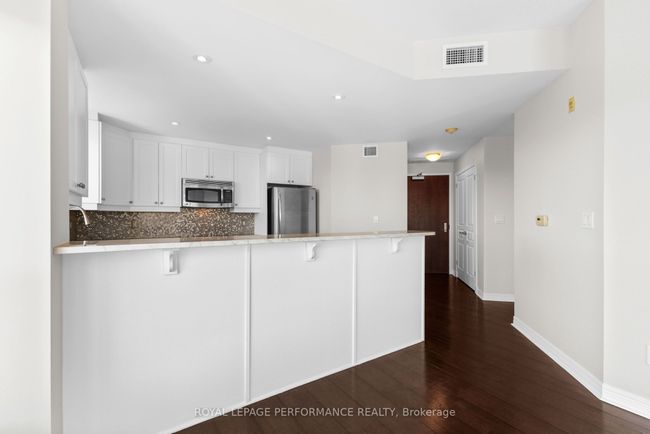 610 - 955 Beauparc Pvt, Condo with 2 bedrooms, 2 bathrooms and null parking in Gloucester ON | Image 12