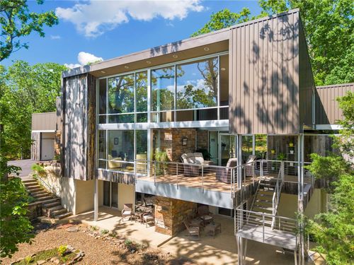 164 S Crossover Rd, Fayetteville, AR, 72701-4636 | Card Image