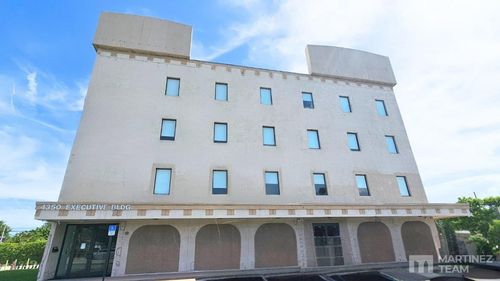 4350 W Hallandale Beach Blvd, Pembroke Park, FL, 33023-4479 | Card Image