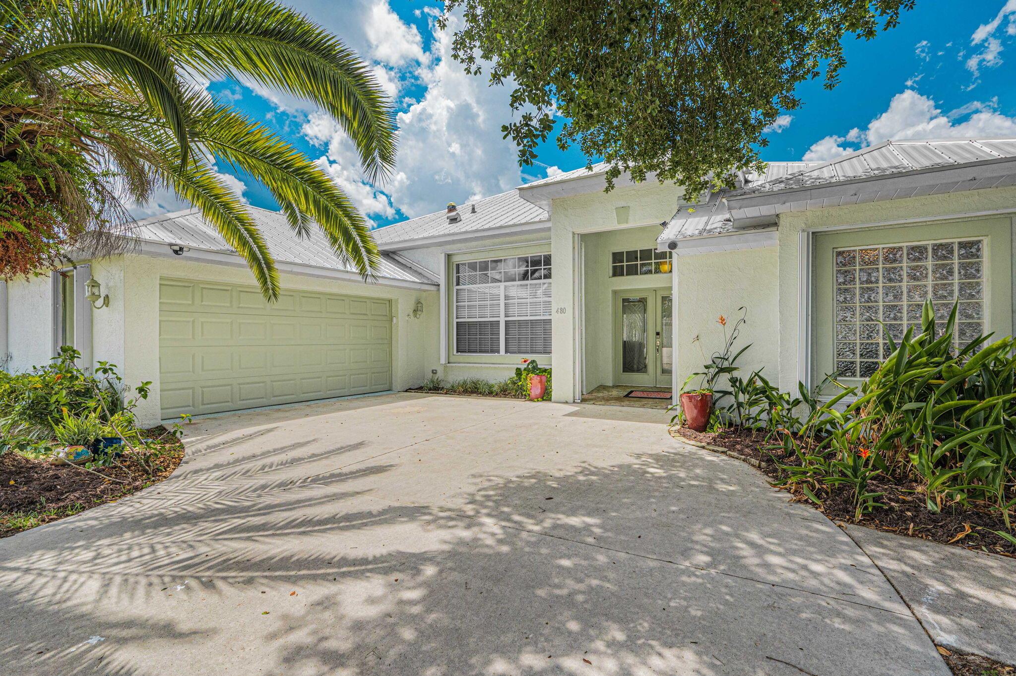 Holden Ter, Port Saint Lucie, FL 34984