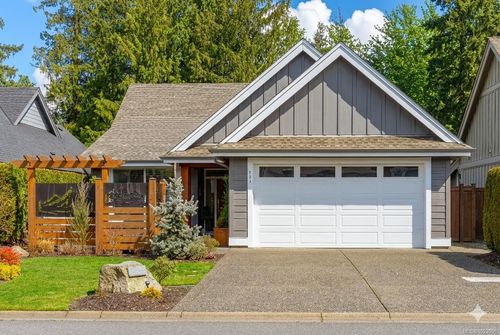 731 W Ridge Way, Qualicum Beach, BC, V9K0A9 | Card Image