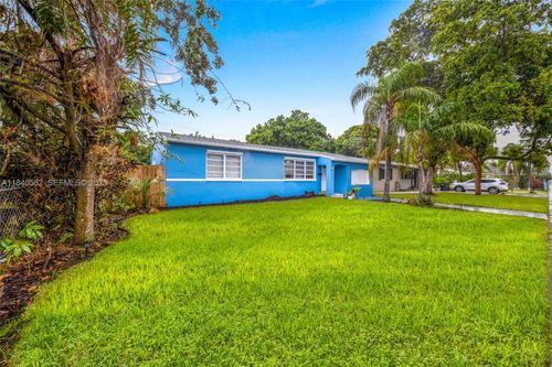 2506 Mayo St, Hollywood, FL, 33020-5862 | Card Image