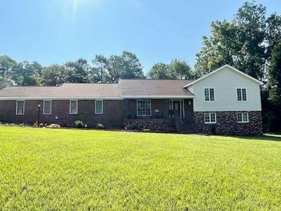 124 Highland Forest Drive, House other with 4 bedrooms, 4 bathrooms and null parking in Aiken SC | Image 1