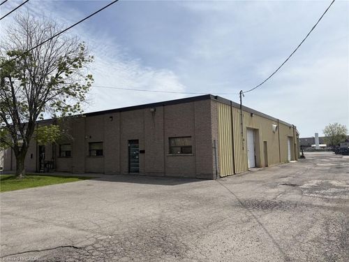 3-10 Pinelands Avenue, Stoney Creek, ON, L8E3A5 | Card Image