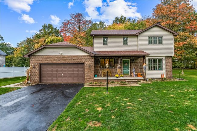 3213 Greentree Cir, House other with 3 bedrooms, 3 bathrooms and 2 parking in New Castle PA | Image 24