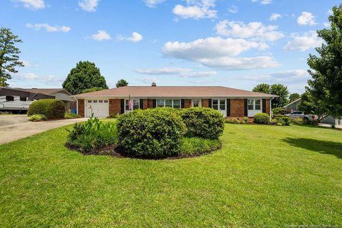607 Shortridge Rd, Fayetteville, NC, 28303-2142 | Card Image