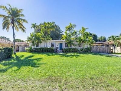 6550 Sw 27th St, House other with 3 bedrooms, 2 bathrooms and null parking in Miami FL | Image 1