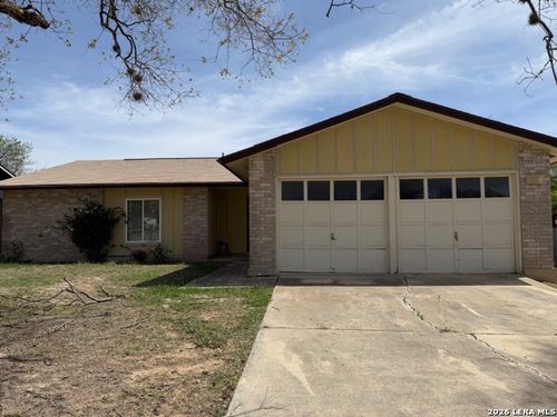 1070 Fillmore Dr, San Antonio, TX, 78245-1317 | Card Image