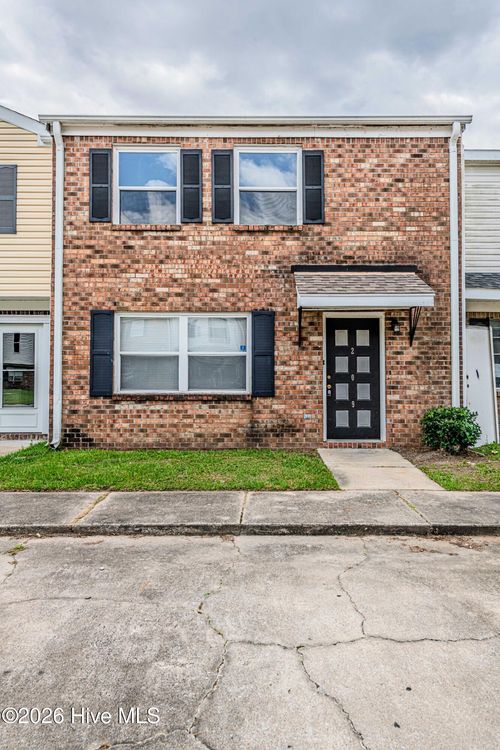 209 Myrtlewood Cir, Jacksonville, NC, 28546-7418 | Card Image