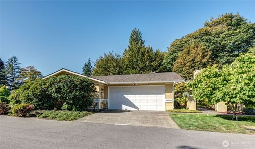 unit-b-15914 Village Green Dr, Mill Creek, WA, 98012-4837 | Card Image