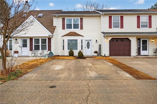 3944 Roebling Ln, Virginia Beach, VA, 23452-1864 | Card Image