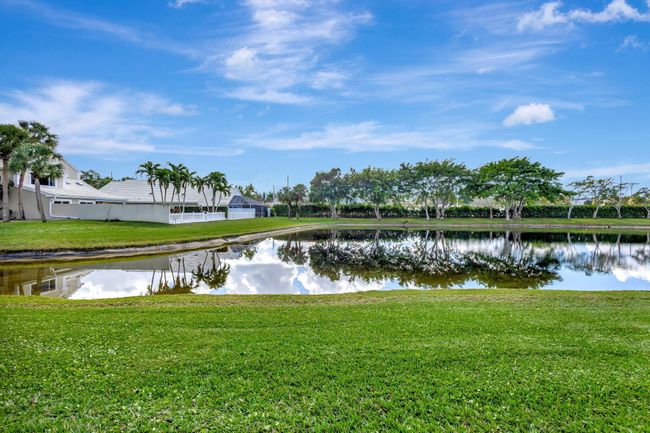 9158 Heathridge Dr, House other with 3 bedrooms, 3 bathrooms and null parking in West Palm Beach FL | Image 55