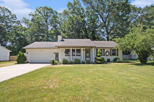 15228 Arborwood Dr, Grand Haven, MI, 49417-9679 | Card Image