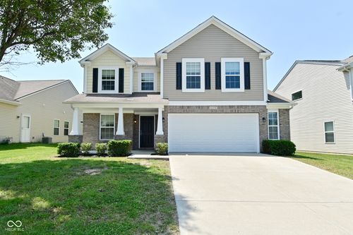 8354 Fieldfare Way, Indianapolis, IN, 46237-8687 | Card Image