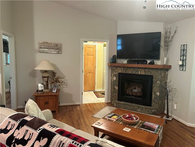 Fireplace | Image 15
