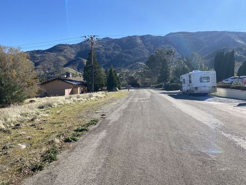 2704 Bobcat Dr, Lake Isabella, CA, 93240-9800 | Card Image