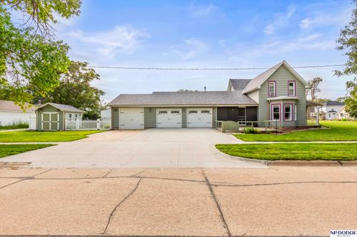 1407 Grant St, Blair, NE, 68008-2041 | Card Image