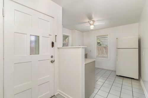 2-429 49th St, West Palm Beach, FL, 33407-2821 | Card Image
